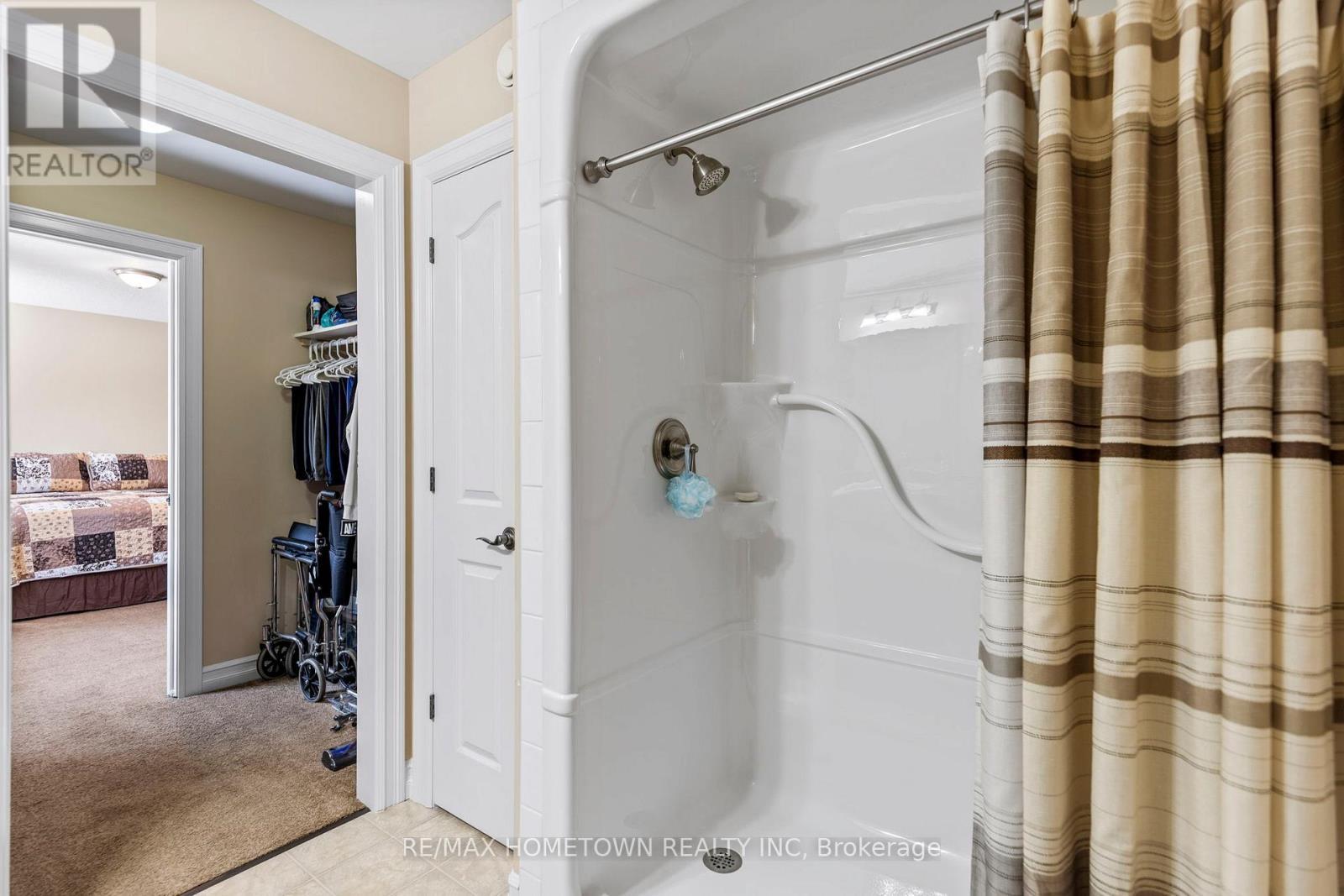 1124 Mcclure Crescent, Brockville, ON - Indoor Photo Showing Bathroom