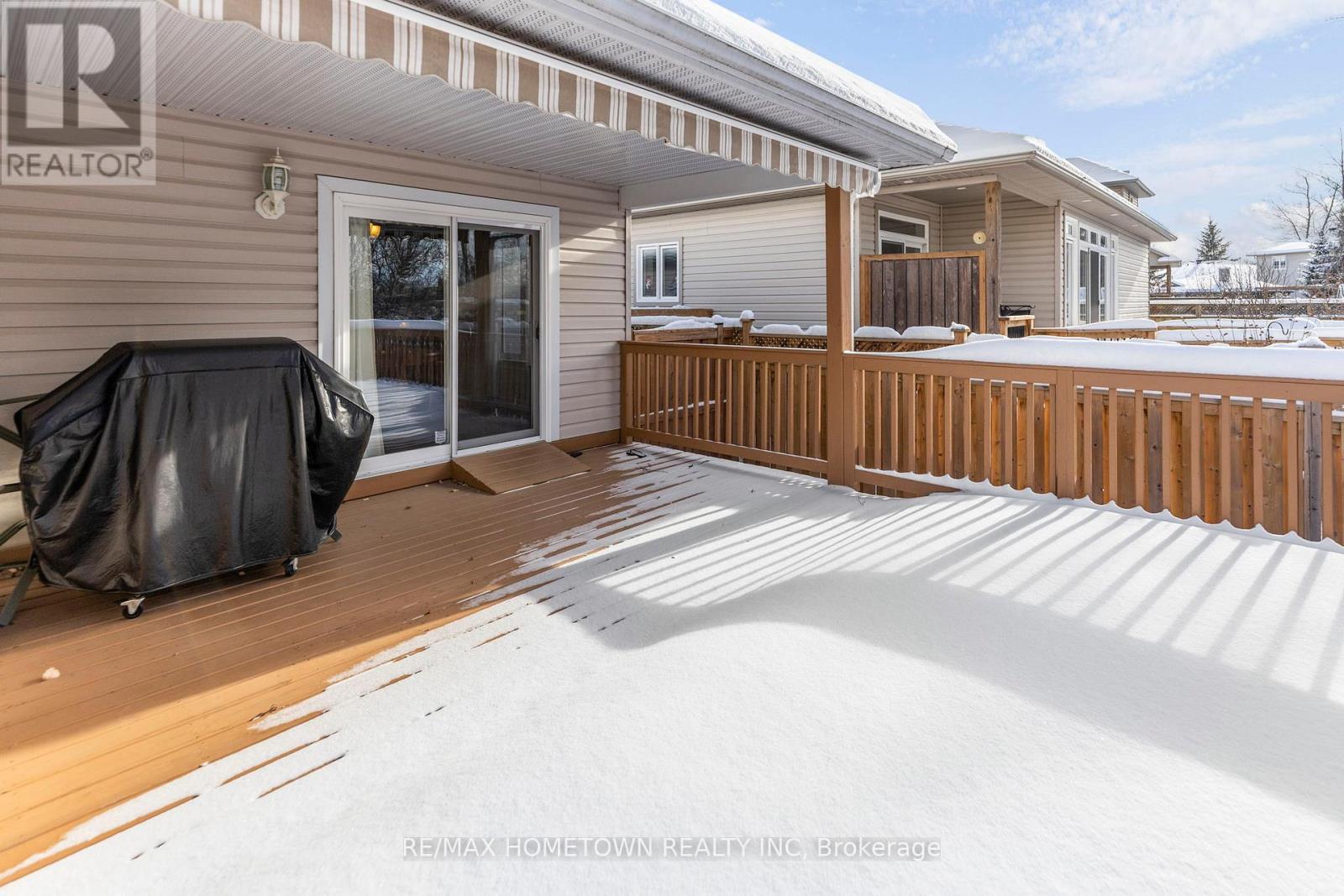 1124 Mcclure Crescent, Brockville, ON - Outdoor With Deck Patio Veranda With Exterior