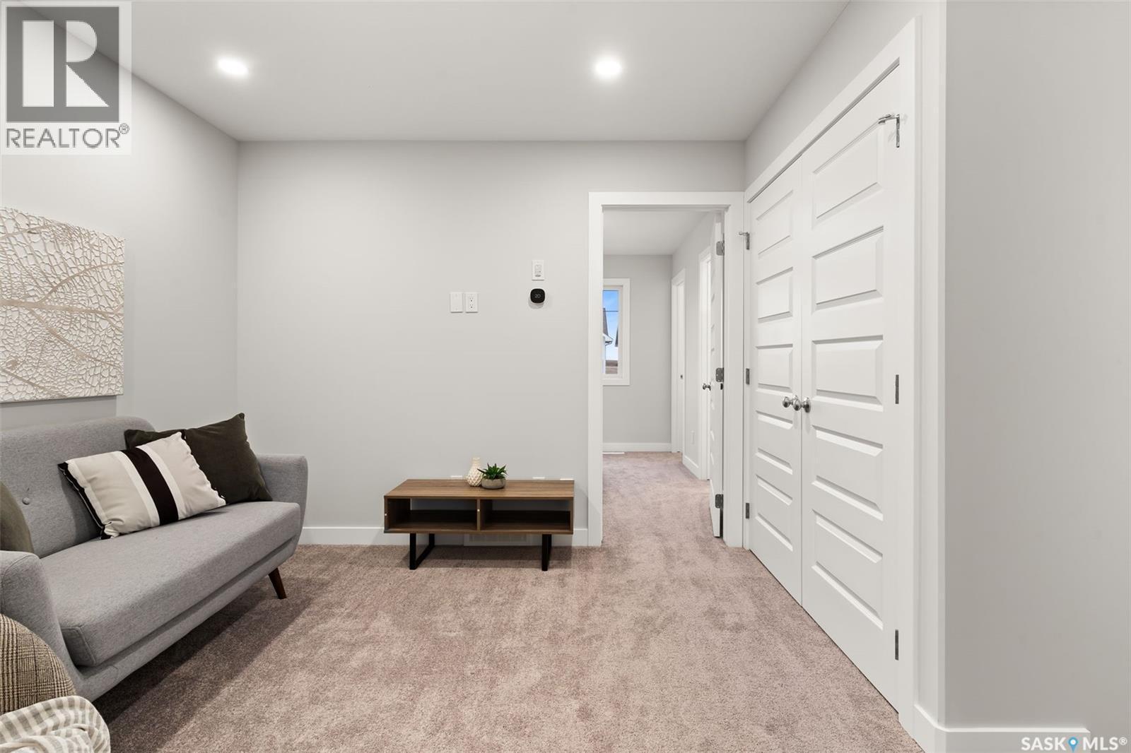 3136 Green Turtle Road, Regina, SK - Indoor Photo Showing Other Room