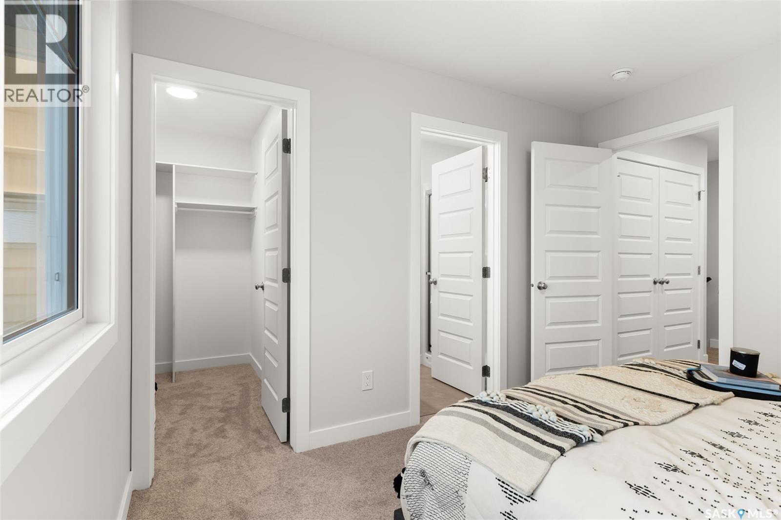 3136 Green Turtle Road, Regina, SK - Indoor Photo Showing Bedroom