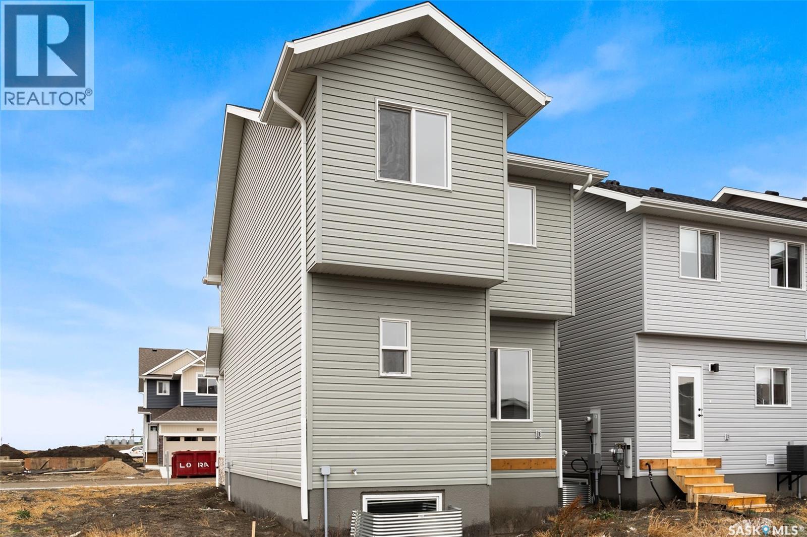 3136 Green Turtle Road, Regina, SK - Outdoor With Exterior