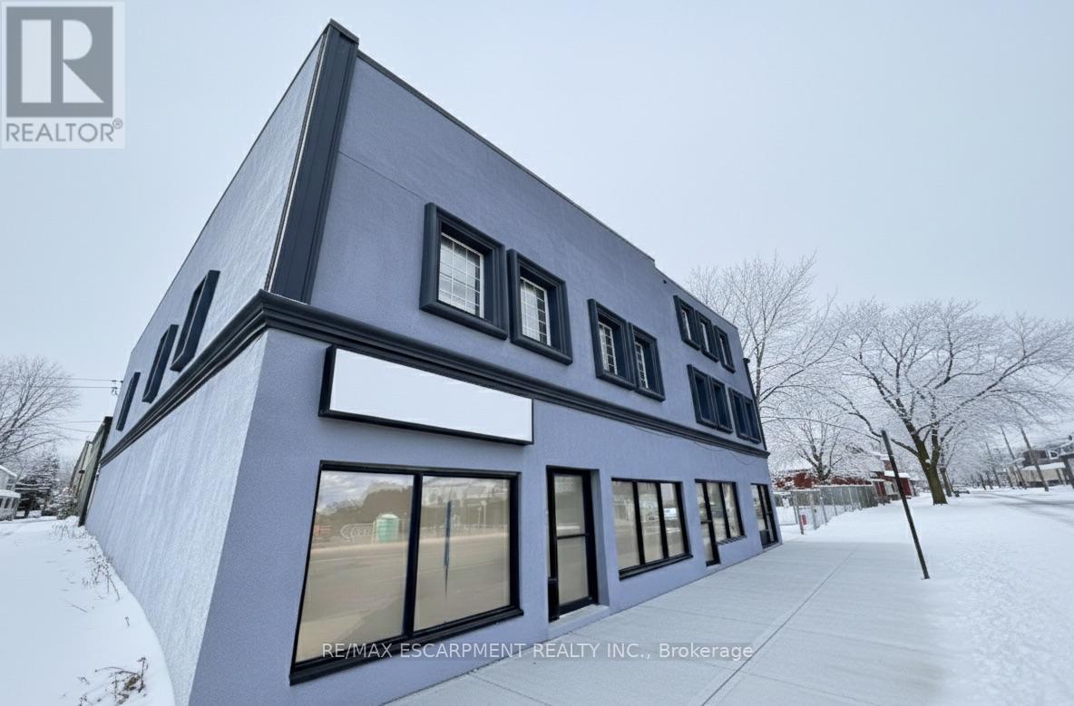 1068 Barton Street E, Hamilton, ON