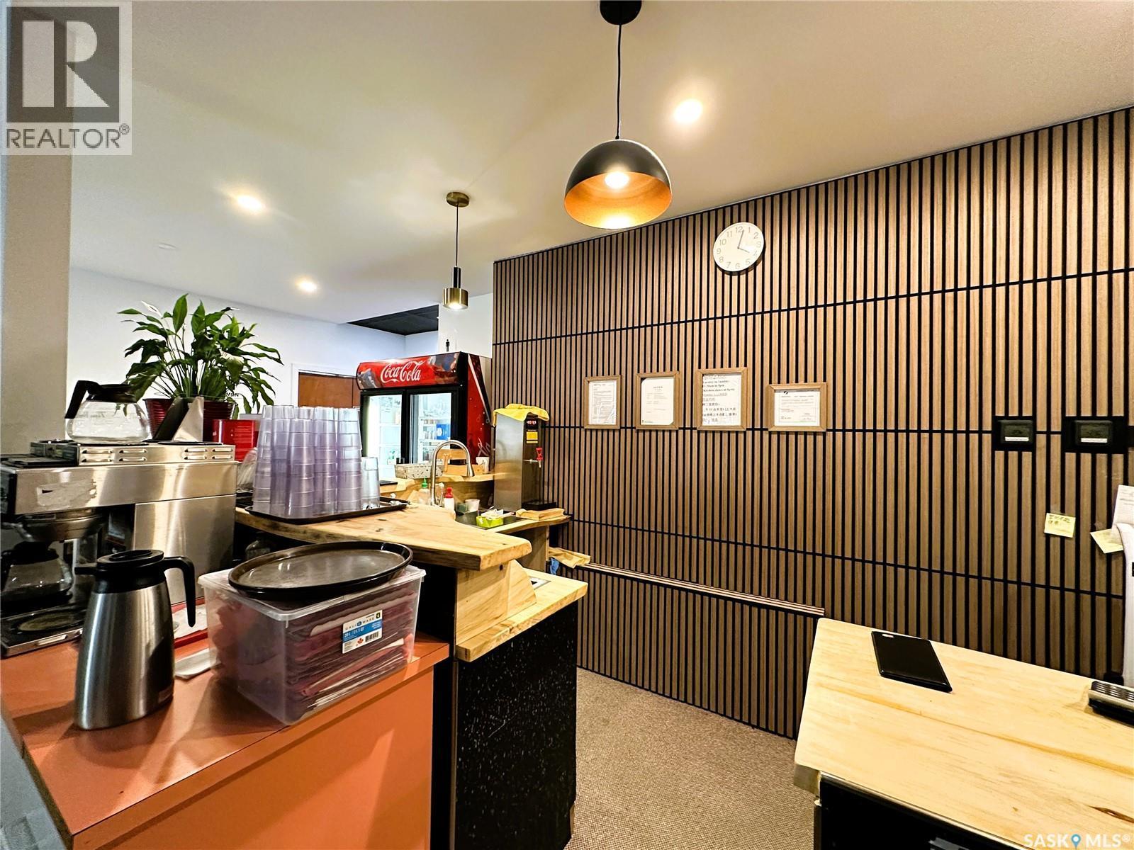 208 H Avenue N, Saskatoon, SK