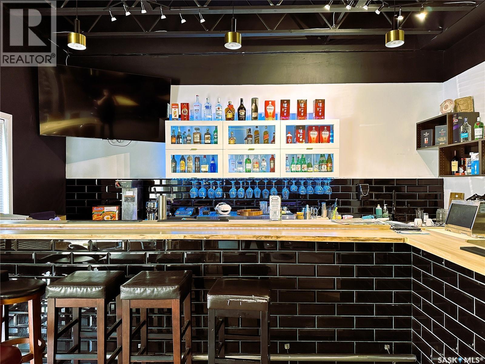 208 H Avenue N, Saskatoon, SK