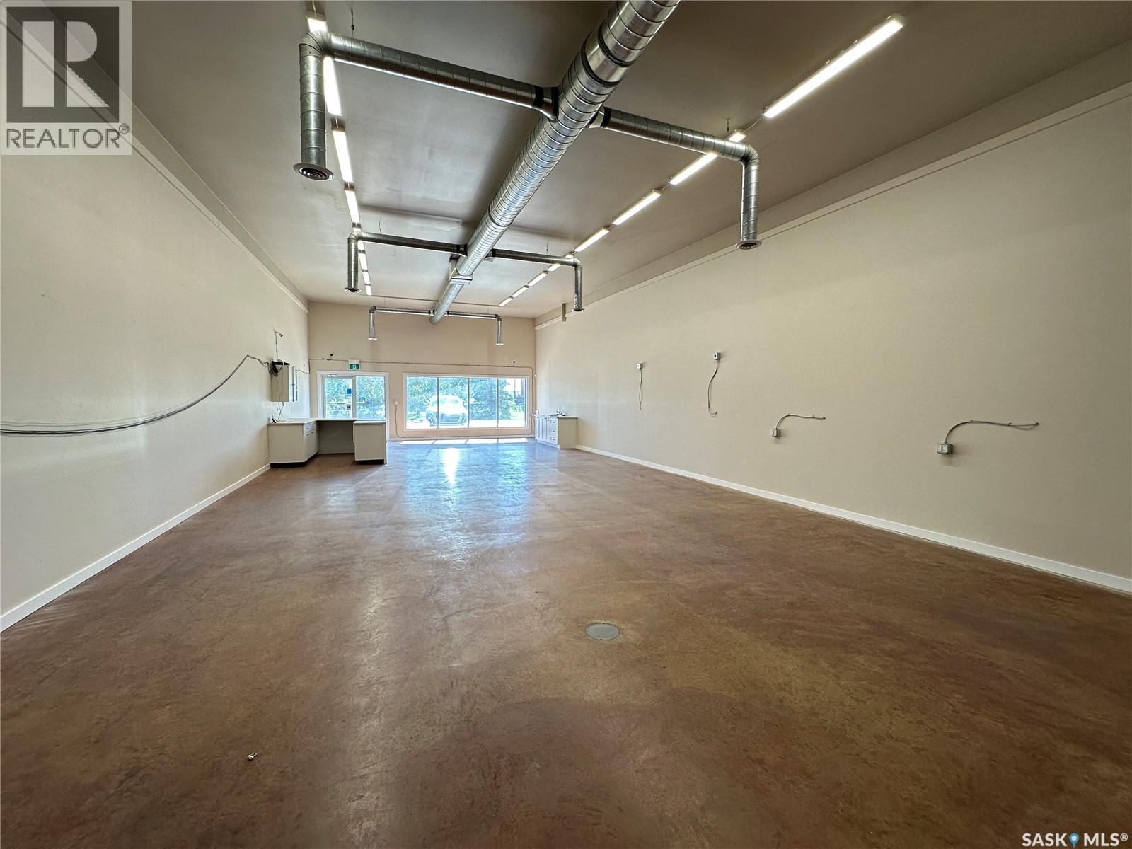 5 403 Main Street, Aberdeen, SK