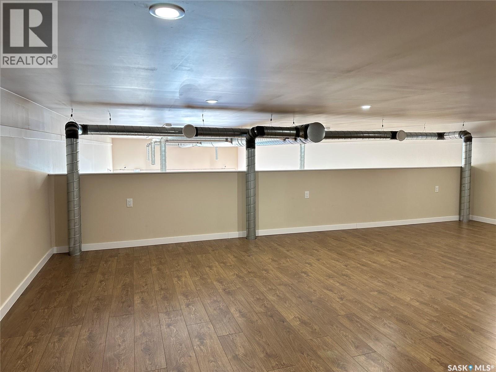 5 403 Main Street, Aberdeen, SK