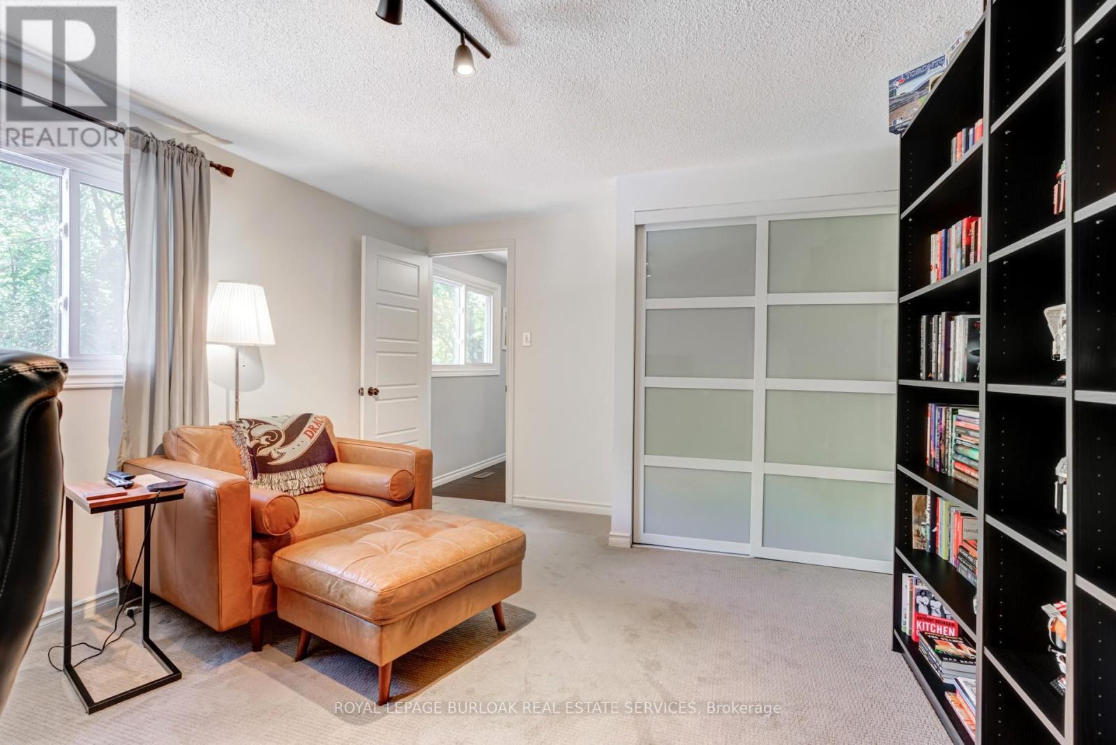 1807 Heather Hills Drive, Burlington, ON - Indoor