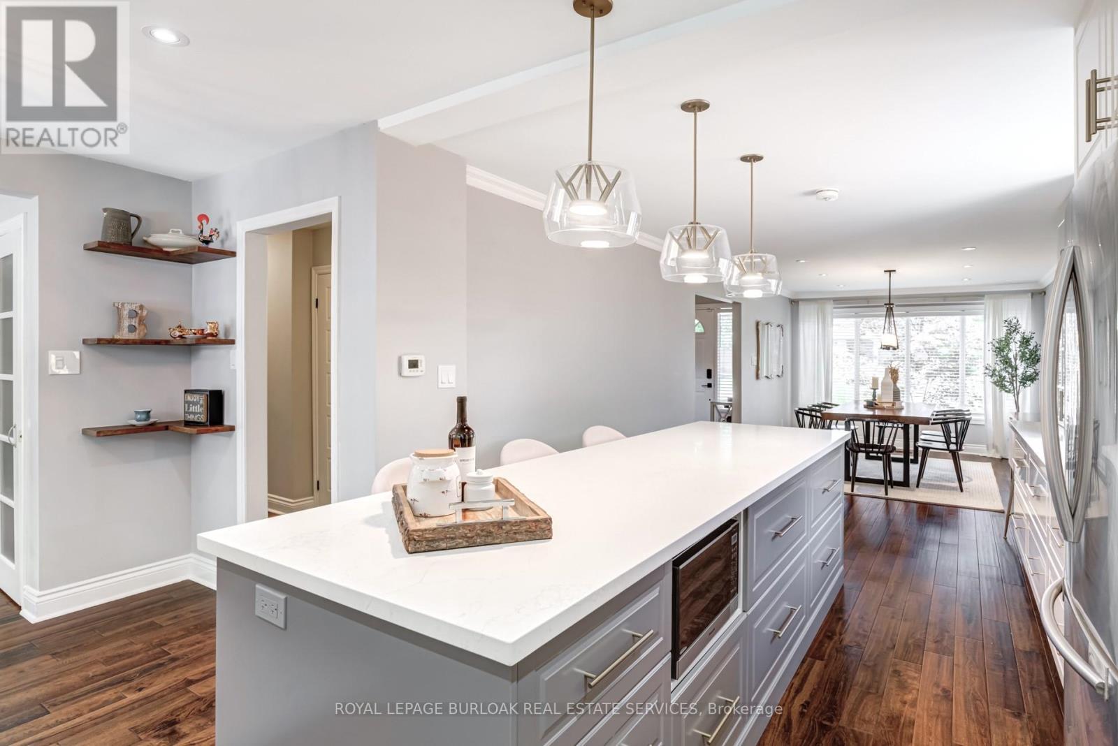 1807 Heather Hills Drive, Burlington, ON - Indoor Photo Showing Kitchen