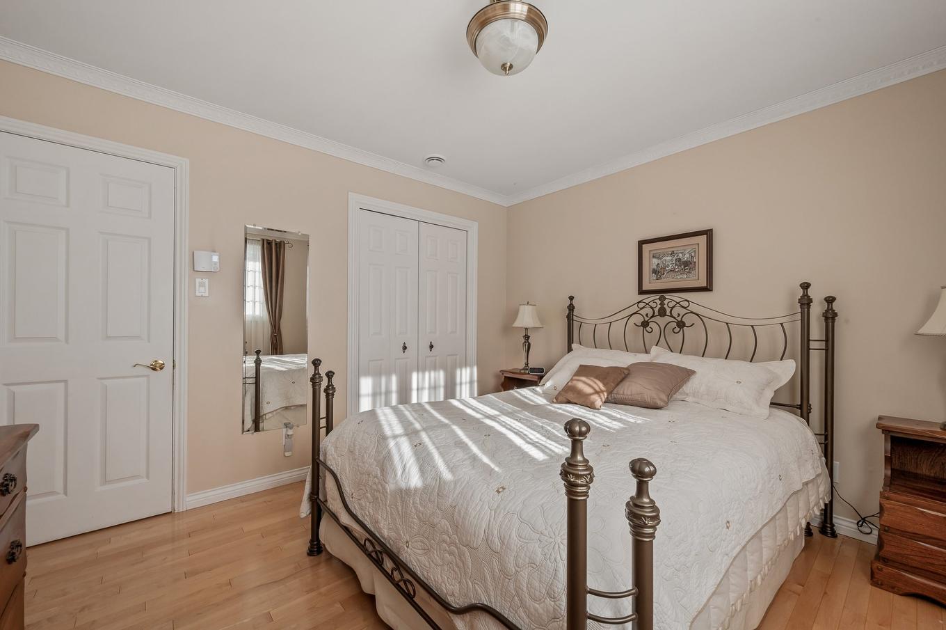 Primary bedroom - 2885 Rue Philippe-Pasquier, Québec (Les Rivières), QC - Indoor Photo Showing Bedroom