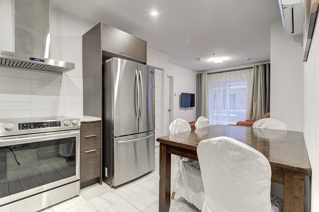 Cuisine - 213-2001 Av. Beaconsfield, Montréal (Côte-Des-Neiges/Notre-Dame-De-Grâce), QC - Indoor