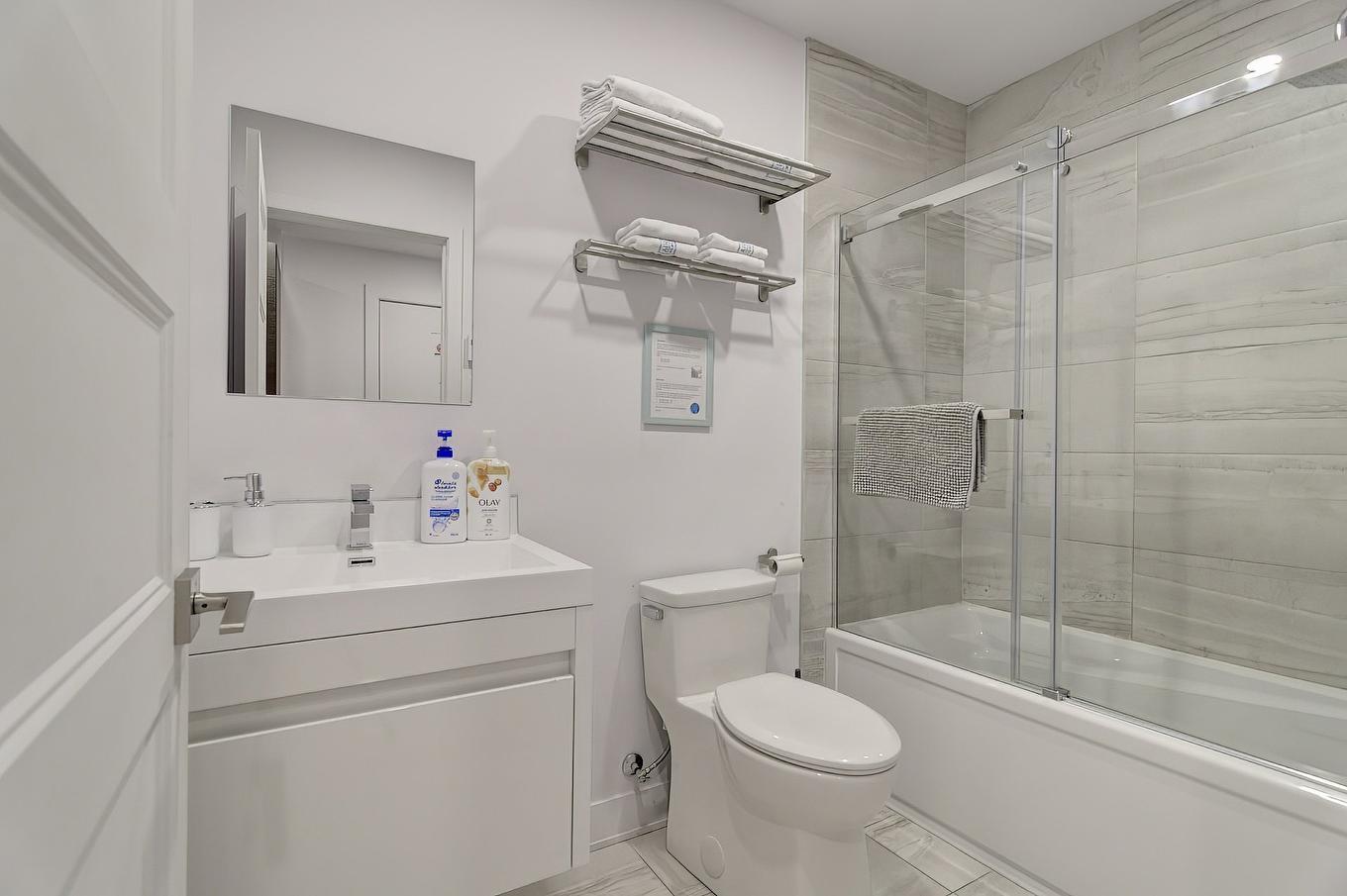 Salle de bains - 314-2001 Av. Beaconsfield, Montréal (Côte-Des-Neiges/Notre-Dame-De-Grâce), QC - Indoor Photo Showing Bathroom