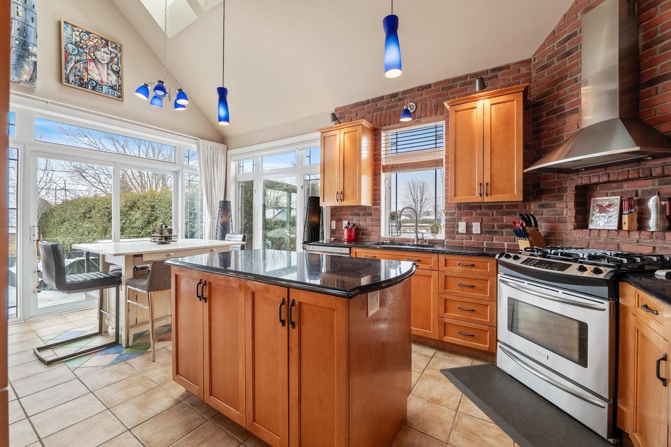 Cuisine - 63 Rue Granger, Saint-Philippe, QC - Indoor Photo Showing Kitchen