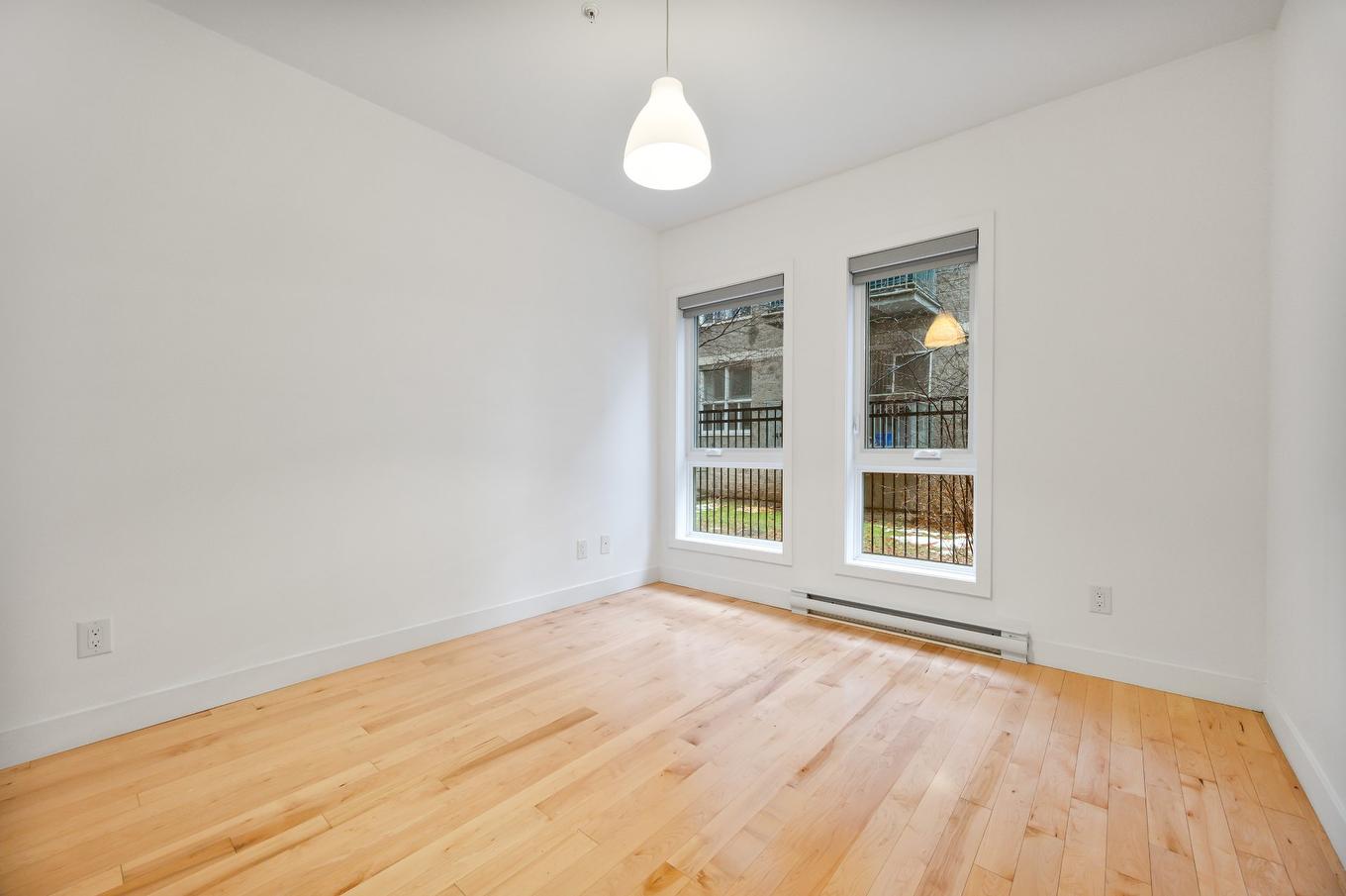 Primary bedroom - 107-440 Rue De La Gauchetière E., Montréal (Ville-Marie), QC - Indoor Photo Showing Other Room