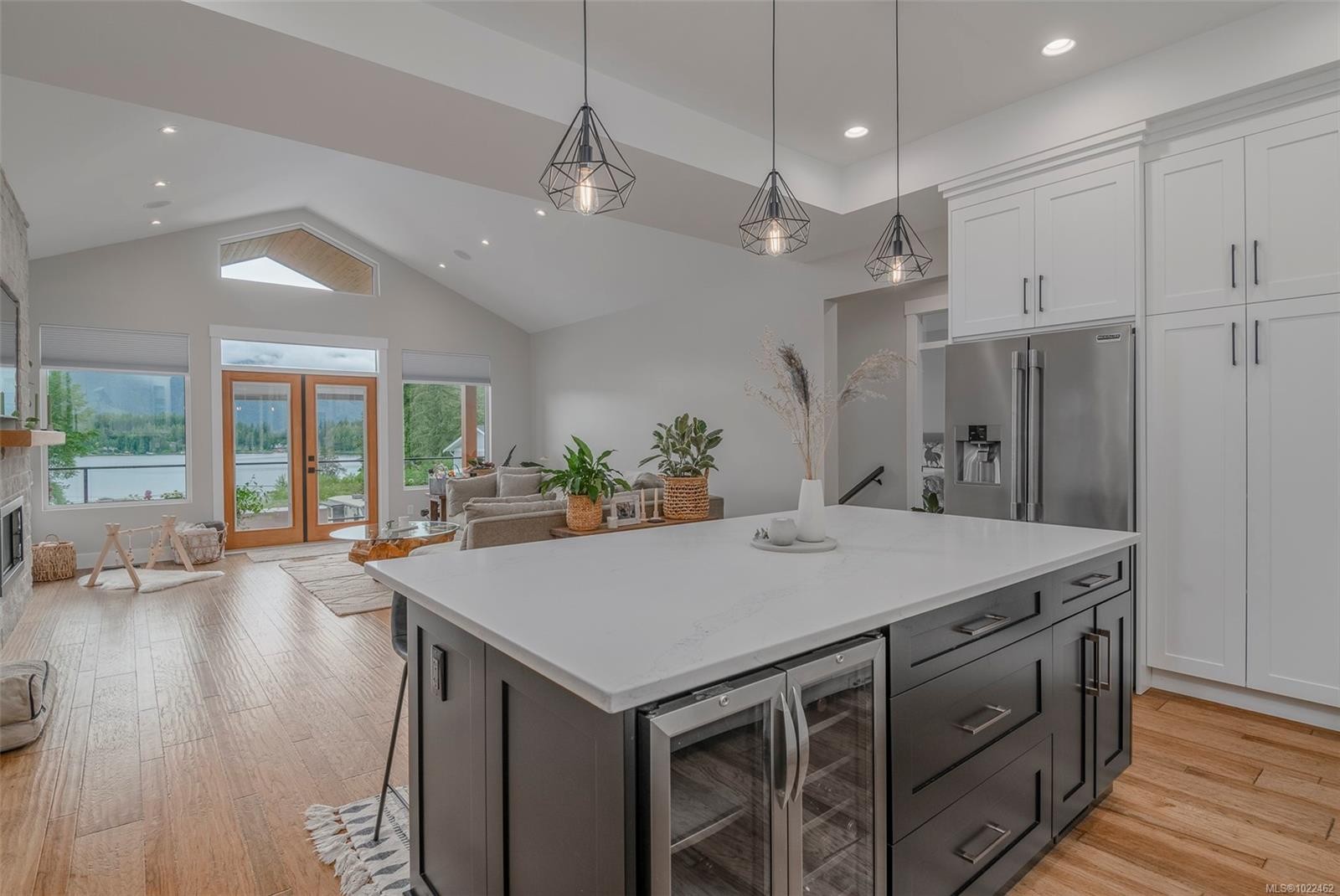 10407 Marina Vista Dr, Port Alberni, BC