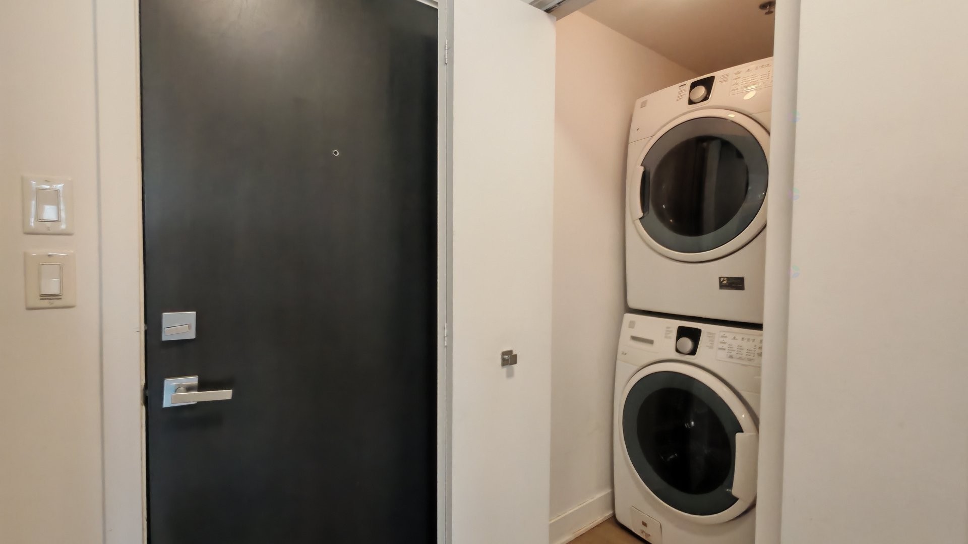 Laundry - 605-1800 Boul. René-Lévesque O., Montréal (Ville-Marie), QC - Indoor Photo Showing Laundry Room