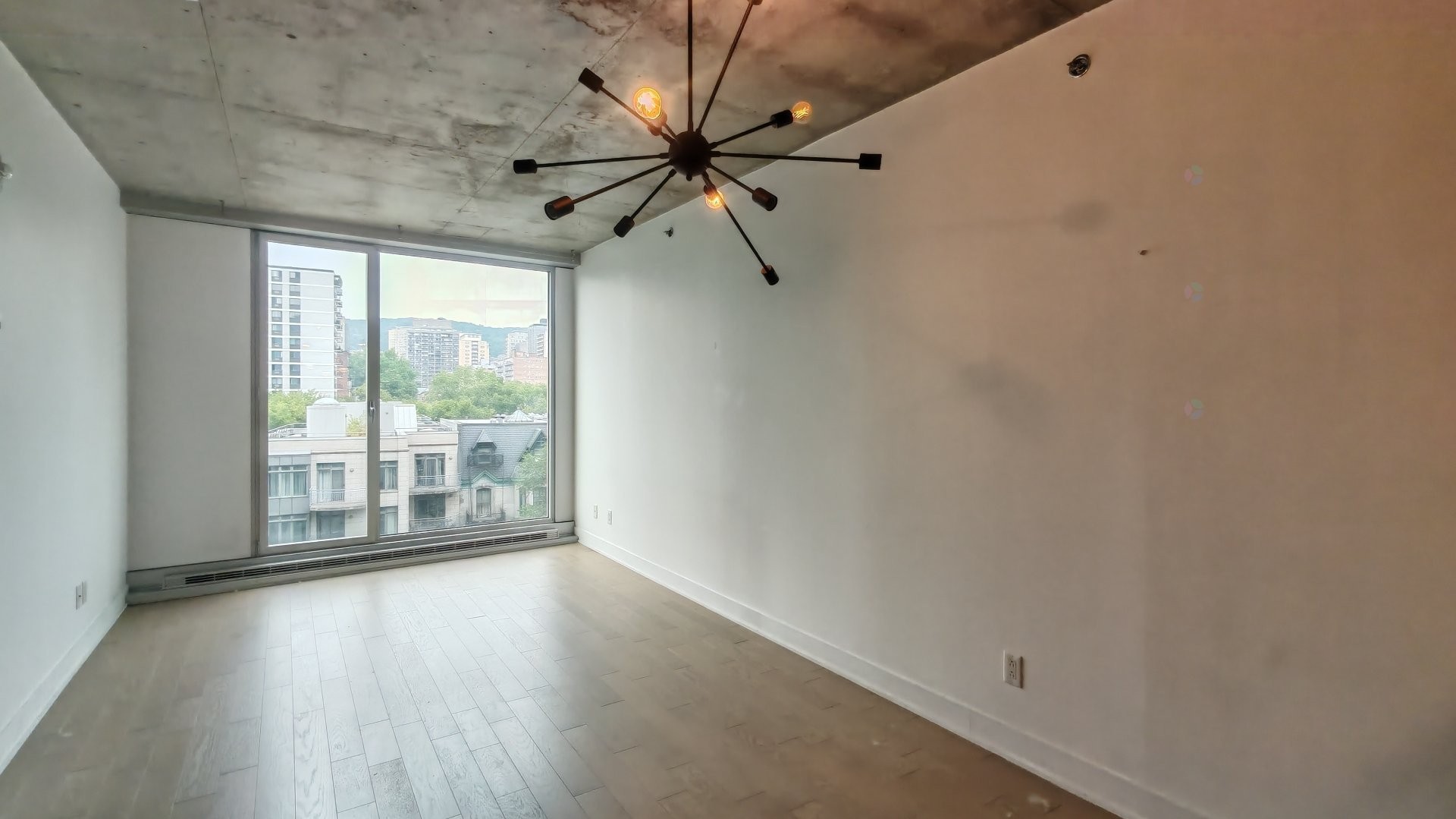 Living Room - 605-1800 Boul. René-Lévesque O., Montréal (Ville-Marie), QC - Indoor Photo Showing Other Room