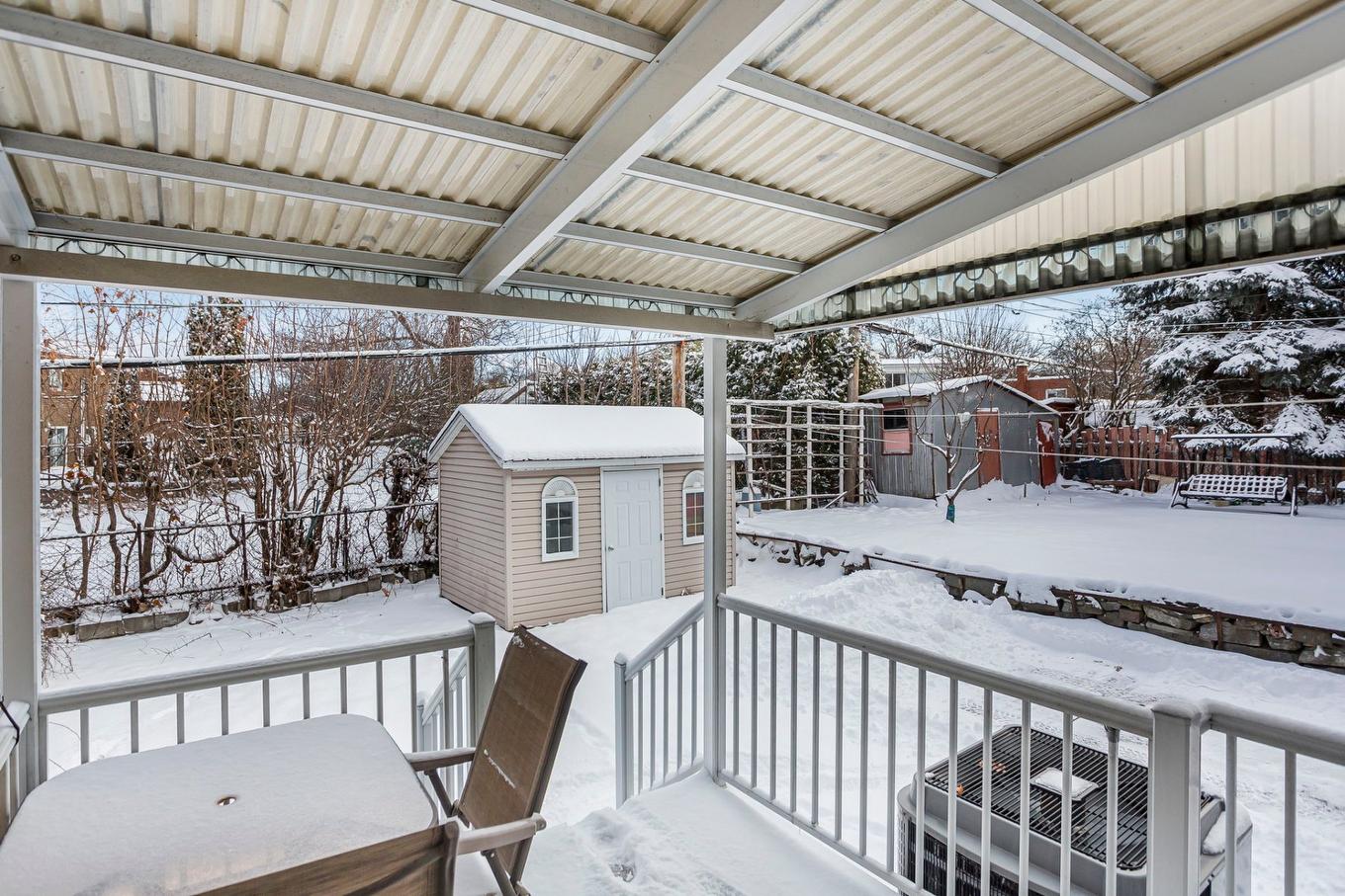 Cour - 12795 Av. Veuillot, Montréal (Montréal-Nord), QC - Outdoor