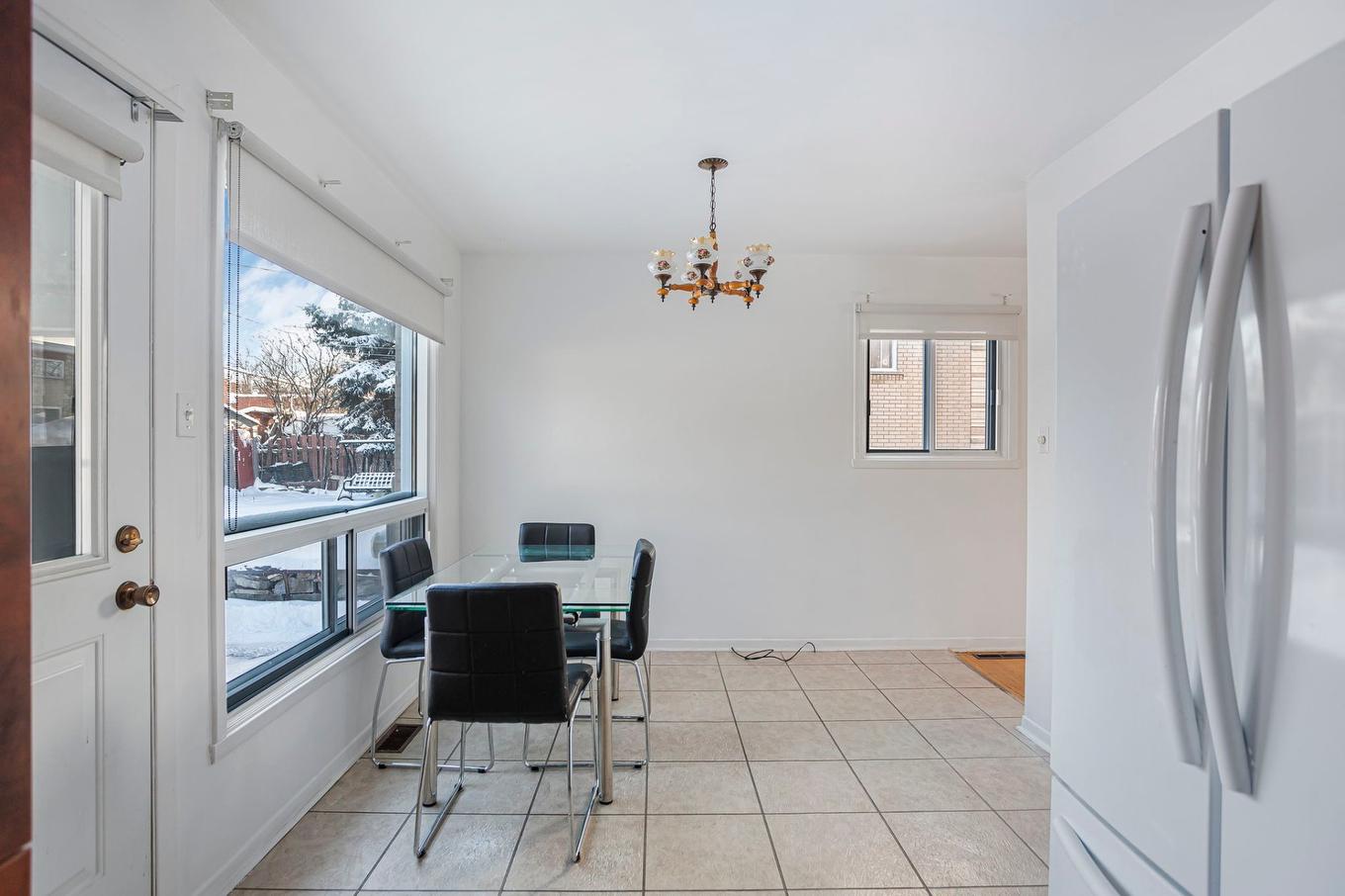 Salle à manger - 12795 Av. Veuillot, Montréal (Montréal-Nord), QC - Indoor