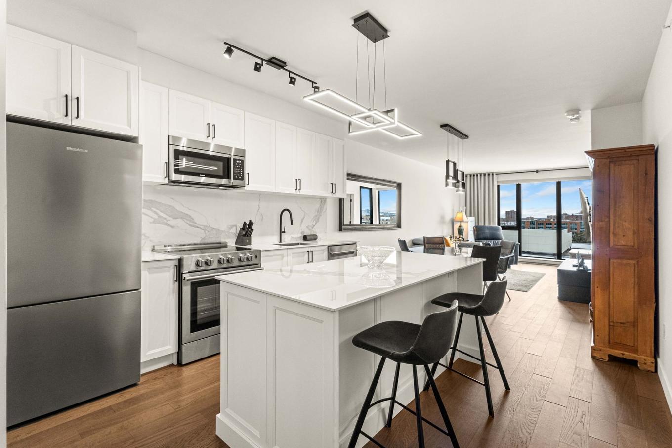 Cuisine - 604-1000 Rue Levert, Montréal (Verdun/Île-Des-Soeurs), QC - Indoor Photo Showing Kitchen With Upgraded Kitchen