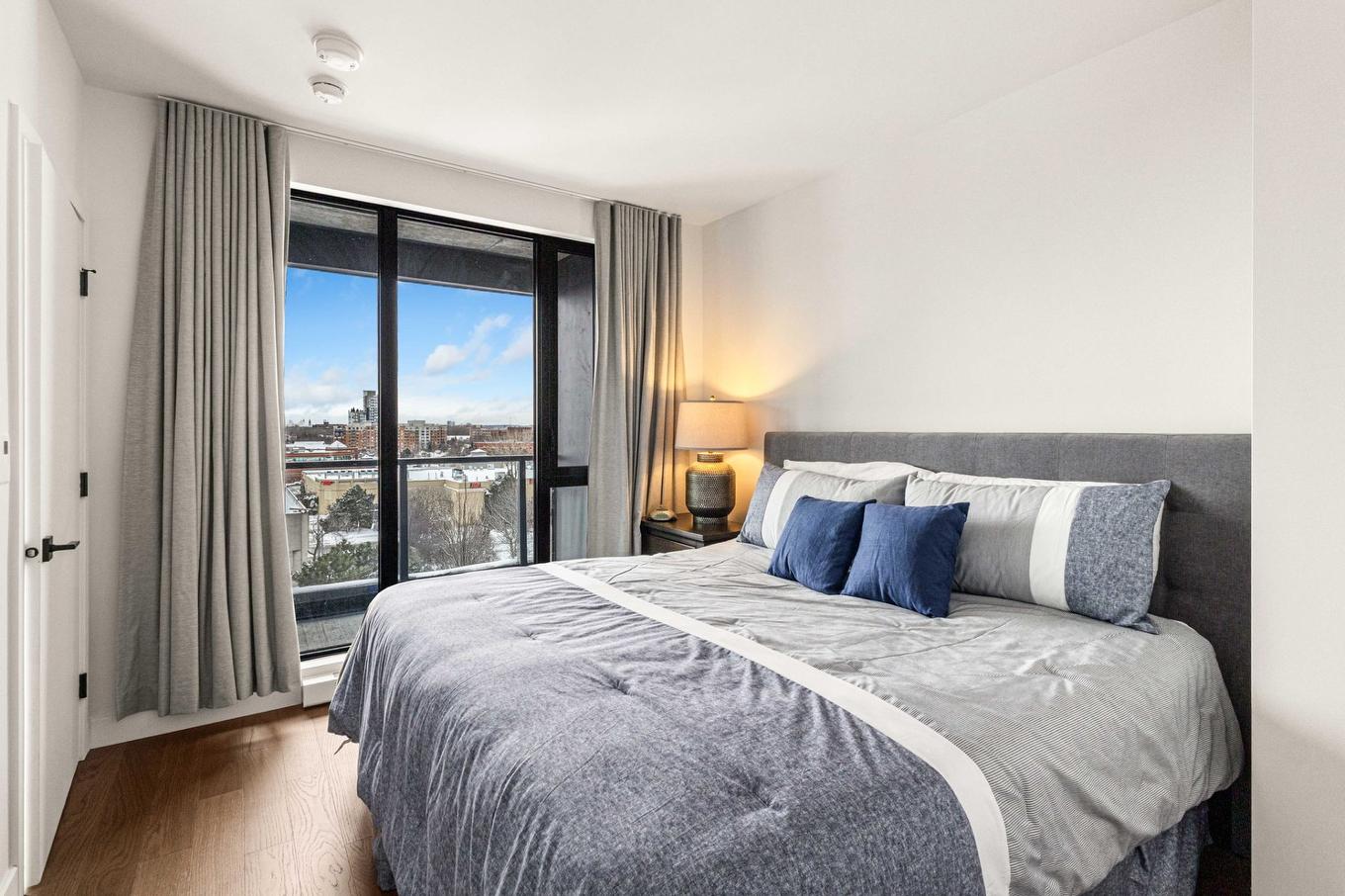 Chambre à coucher - 604-1000 Rue Levert, Montréal (Verdun/Île-Des-Soeurs), QC - Indoor Photo Showing Bedroom