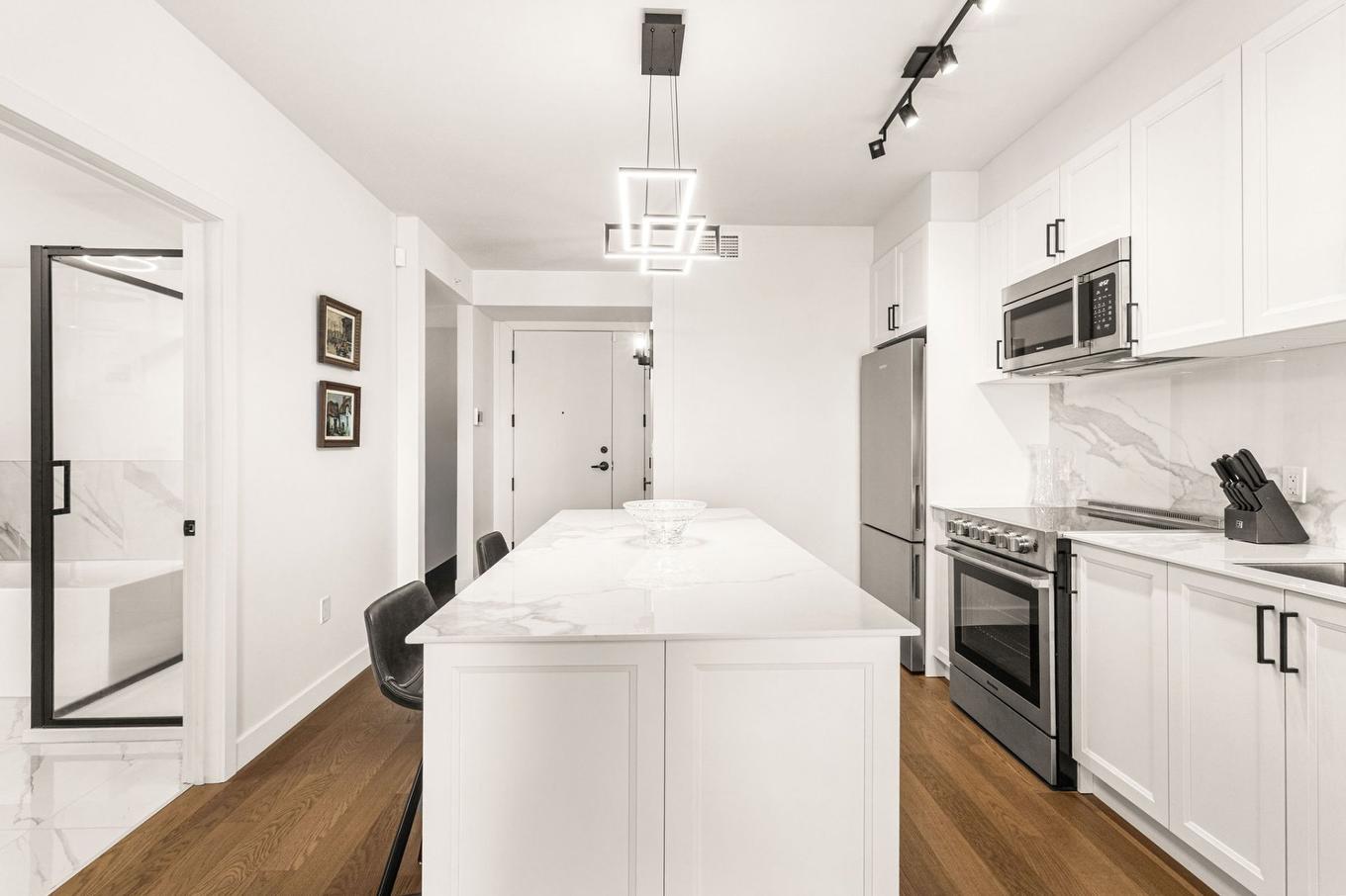 Cuisine - 604-1000 Rue Levert, Montréal (Verdun/Île-Des-Soeurs), QC - Indoor Photo Showing Kitchen