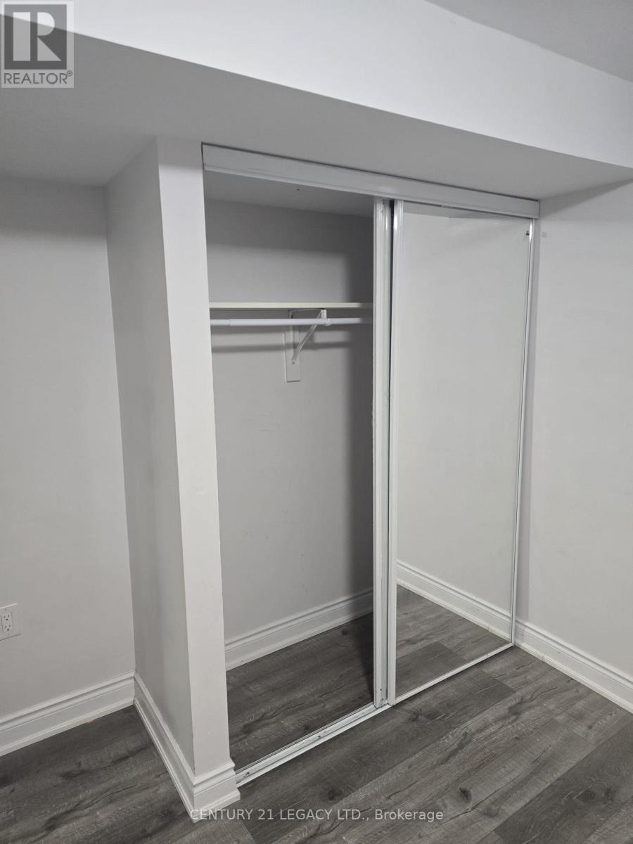 7205 Saint Barbara Boulevard, Mississauga, ON - Indoor Photo Showing Other Room