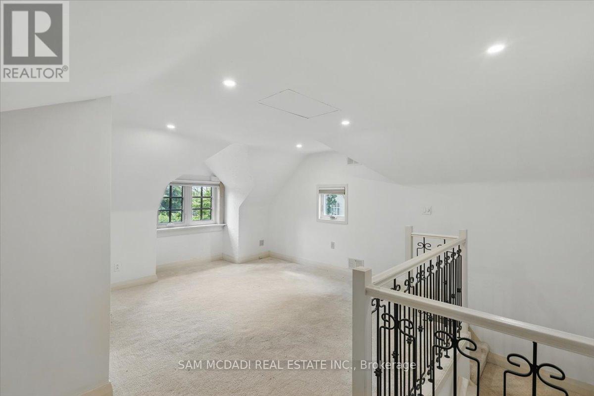 62 Maple Avenue S, Mississauga, ON - Indoor Photo Showing Other Room