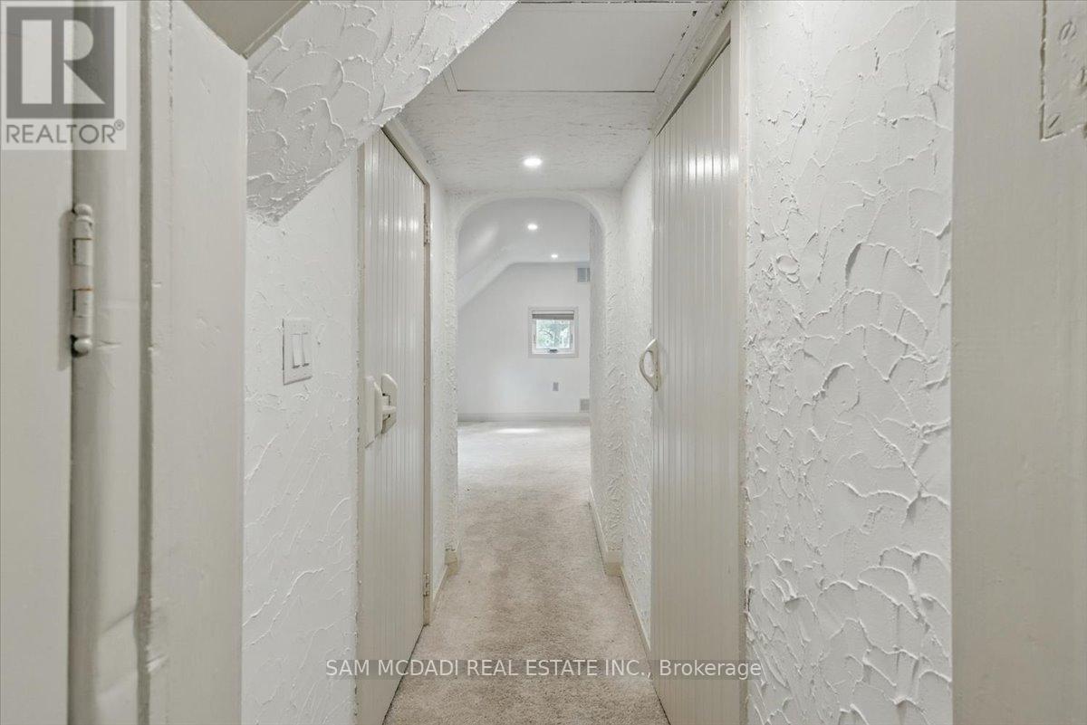 62 Maple Avenue S, Mississauga, ON - Indoor Photo Showing Bathroom