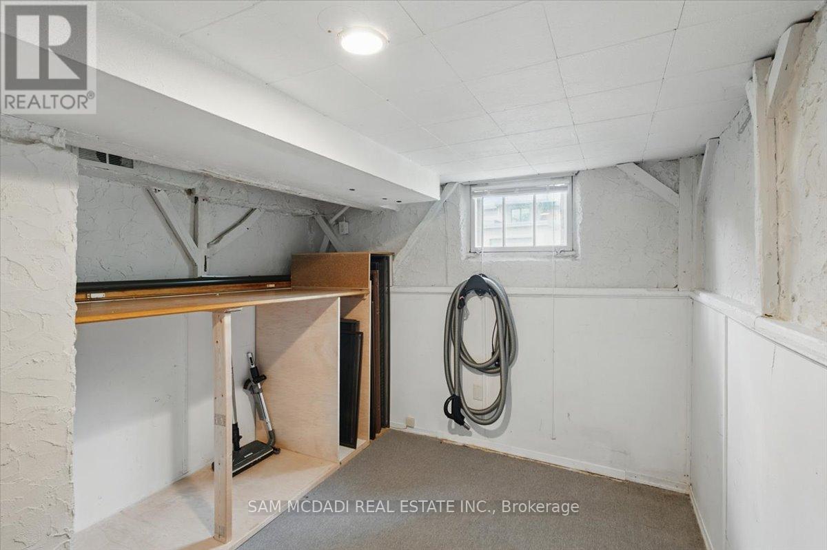 62 Maple Avenue S, Mississauga, ON - Indoor