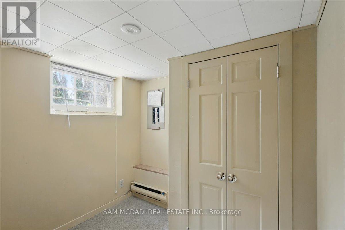 62 Maple Avenue S, Mississauga, ON - Indoor Photo Showing Other Room