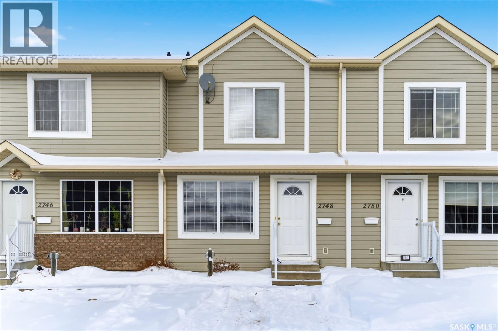 2748 Cranbourn Crescent, Regina, SK - Outdoor With Facade