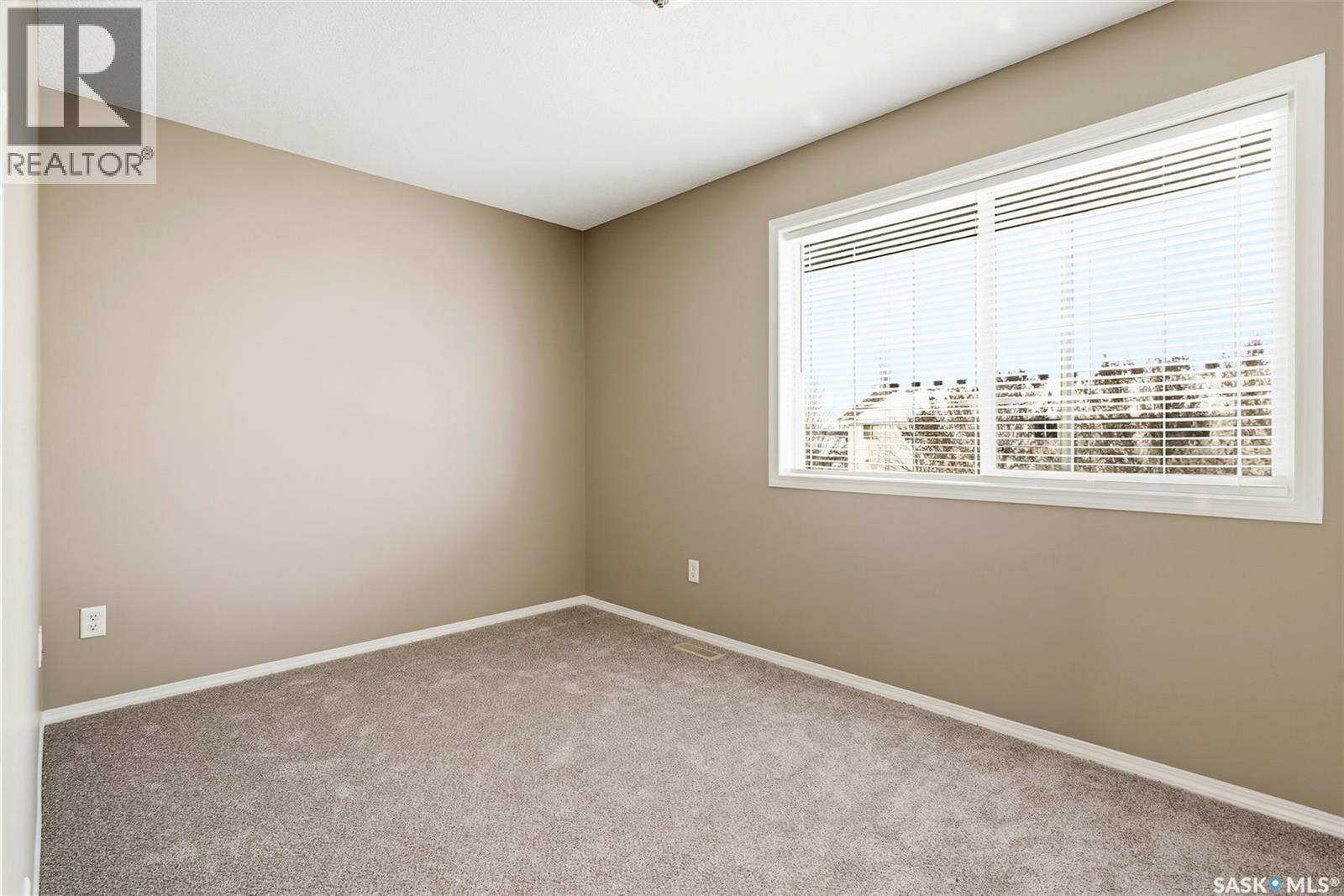 2748 Cranbourn Crescent, Regina, SK - Indoor Photo Showing Other Room