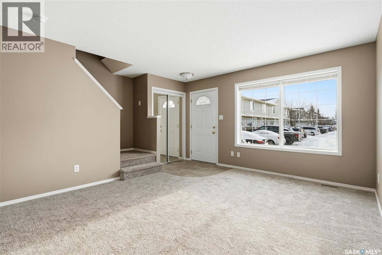 2748 Cranbourn Crescent, Regina, SK - Indoor Photo Showing Other Room
