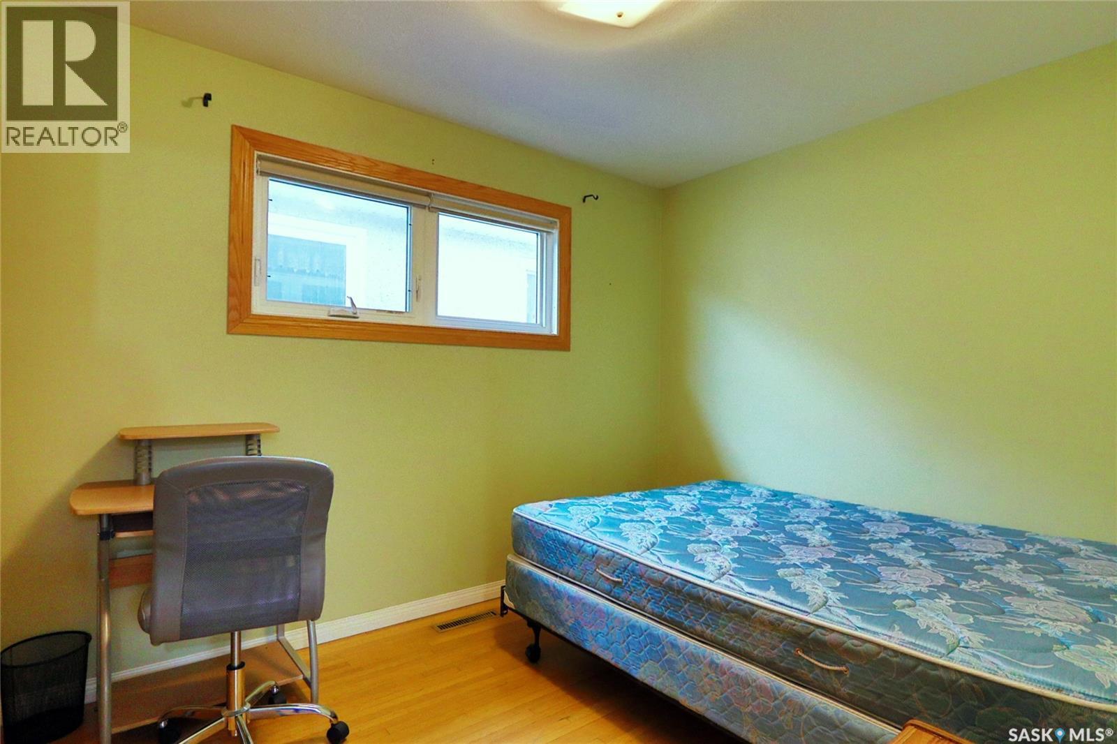 2166 Mcara Street, Regina, SK - Indoor Photo Showing Bedroom