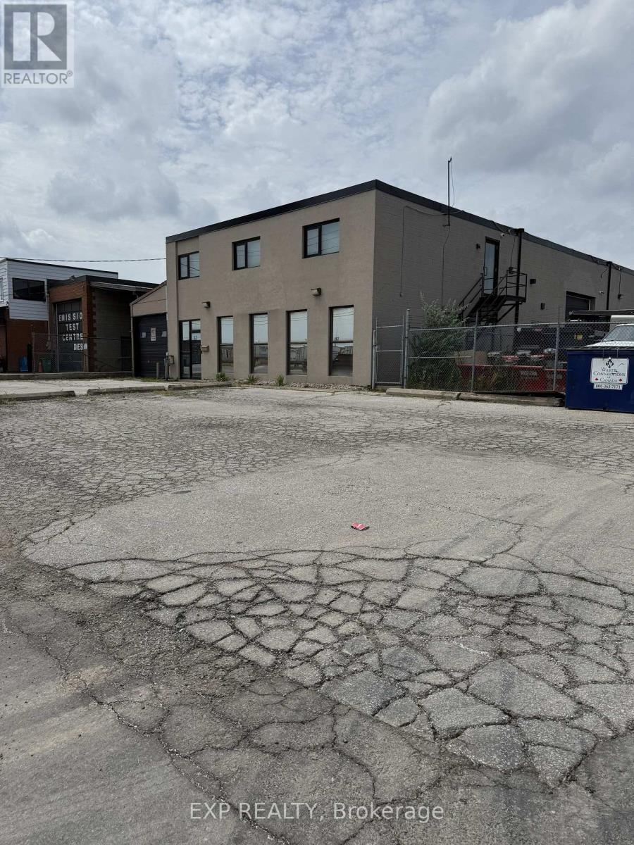 1261 Britannia Road E, Mississauga, ON