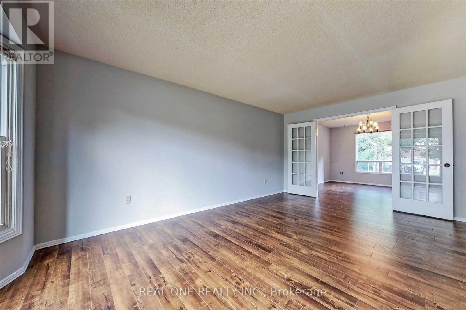 41 Meyer Circle, Markham, ON - Indoor Photo Showing Other Room