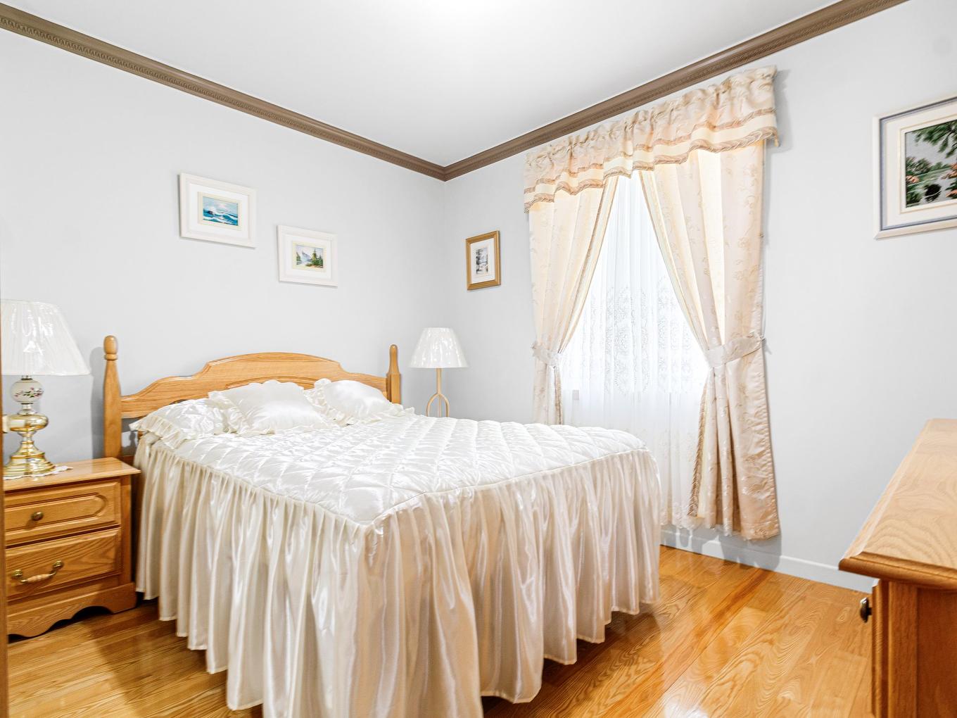 Bedroom - 10 Rue Janick, Brownsburg-Chatham, QC - Indoor Photo Showing Bedroom