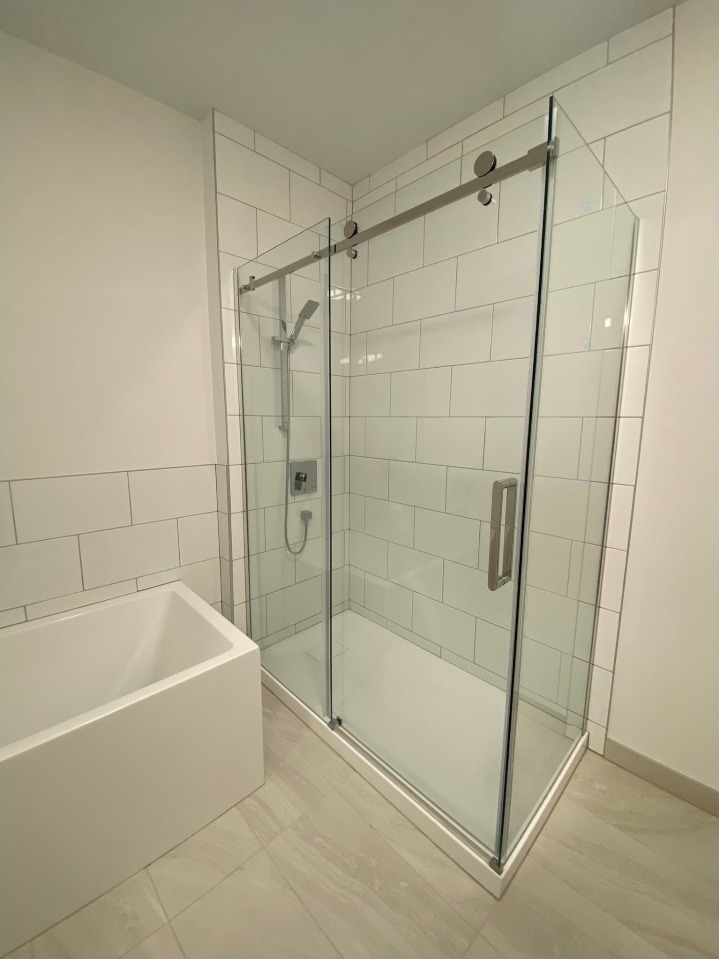 Salle de bains - 402-4325 Rue Des Dirigeables, Longueuil (Saint-Hubert), QC - Indoor Photo Showing Bathroom