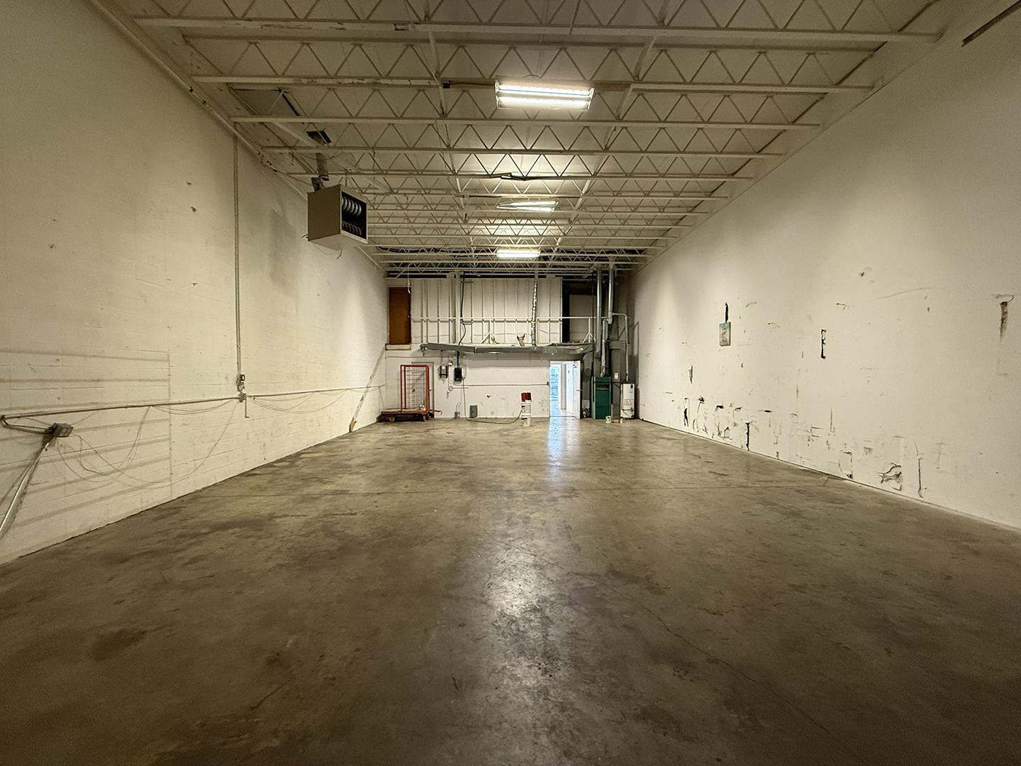 14203 128A Ave Nw, Edmonton, AB