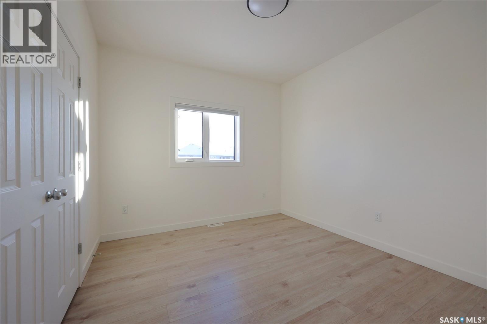 559 Labine Terrace, Saskatoon, SK - Indoor Photo Showing Other Room