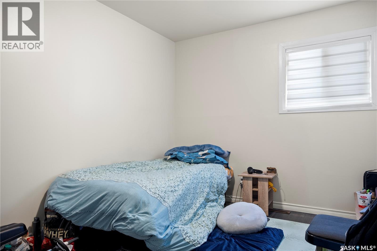 87 Robinson Crescent, Regina, SK - Indoor Photo Showing Bedroom