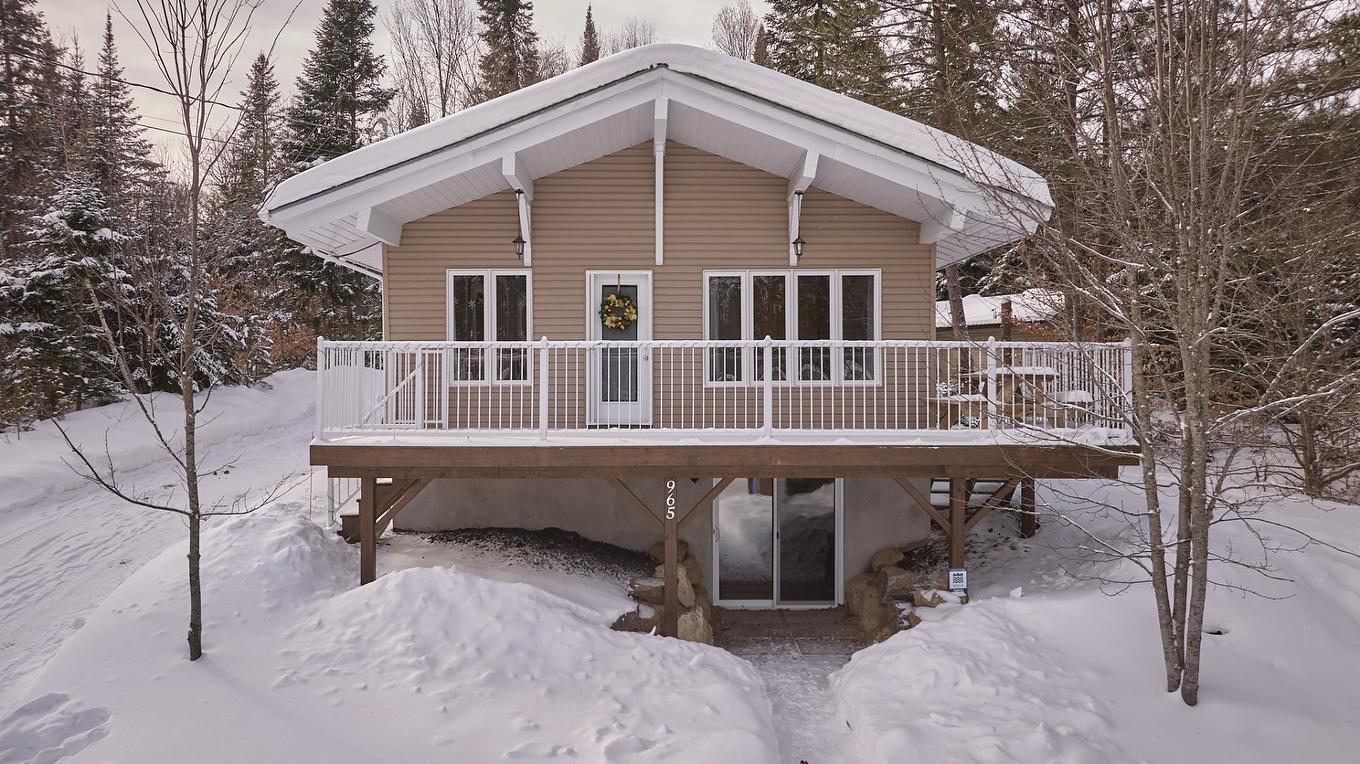 Façade - 965 Ch. Régimbald, Saint-Donat, QC - Outdoor With Deck Patio Veranda