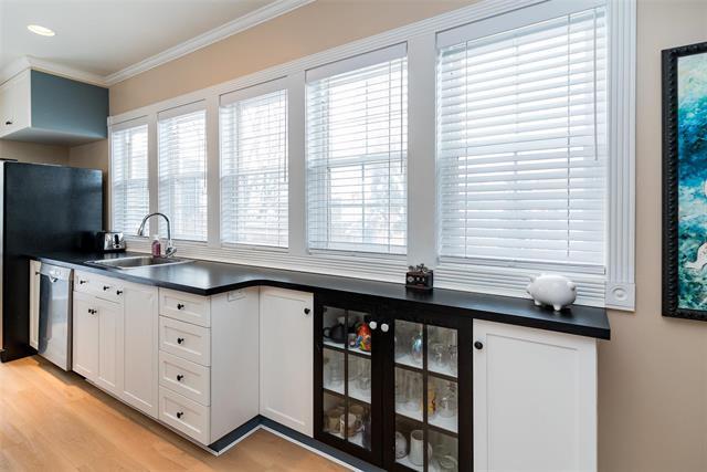 45 Renfrew St, Winnipeg, MB