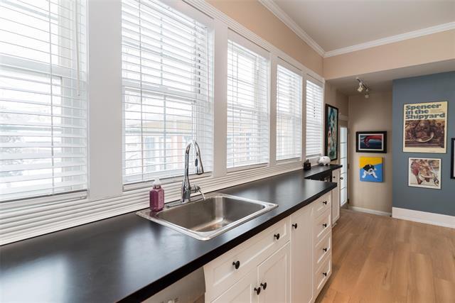 45 Renfrew St, Winnipeg, MB