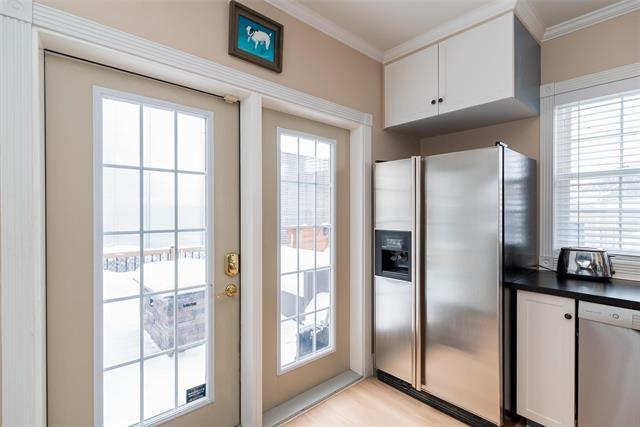 45 Renfrew St, Winnipeg, MB