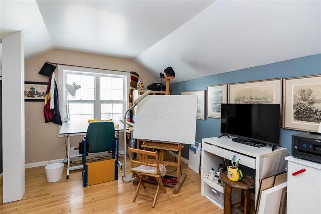 45 Renfrew St, Winnipeg, MB