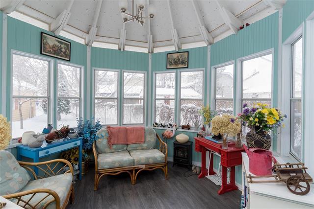 45 Renfrew St, Winnipeg, MB