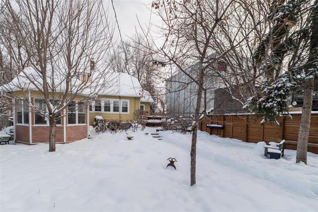 45 Renfrew St, Winnipeg, MB