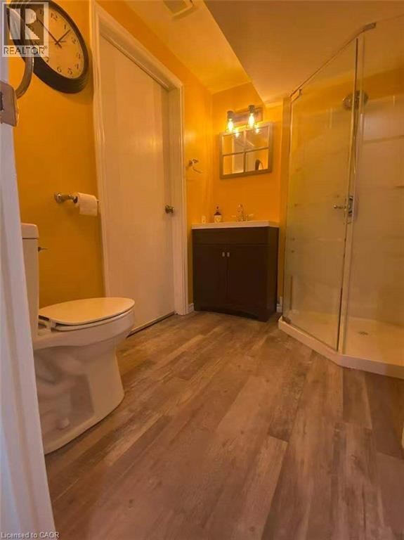 155 Sunpoint Crescent Unit# Lower Unit, Waterloo, ON - Indoor Photo Showing Bathroom