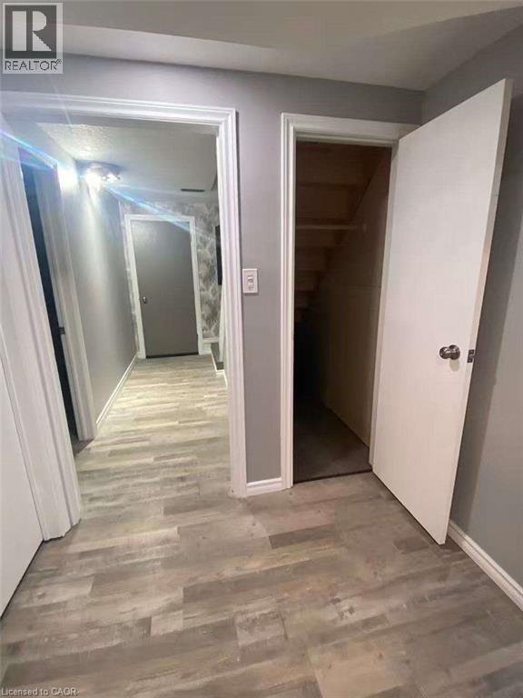 155 Sunpoint Crescent Unit# Lower Unit, Waterloo, ON - Indoor Photo Showing Other Room